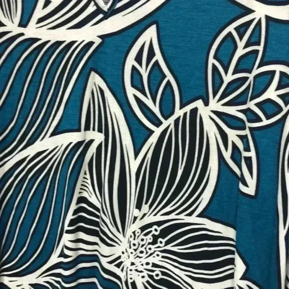 Cr’epas brand size‎ medium top/blouse/swim cover - Picture 2 of 9